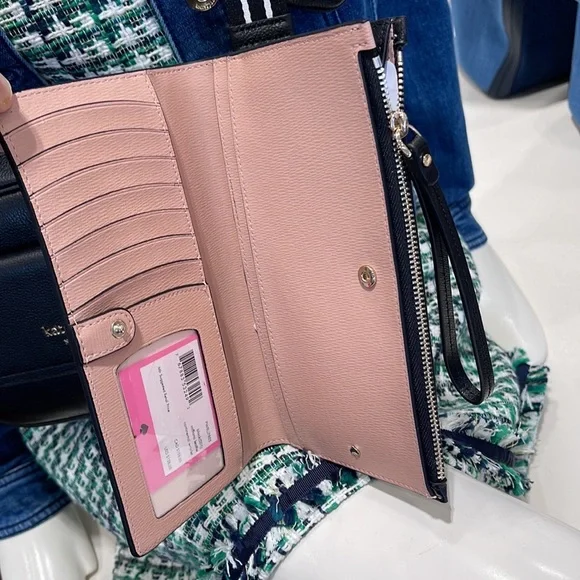 Kate Spade Spencer Continental Wristlet 
Black - Picture 9 of 16